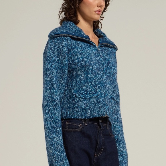 ViaVia. Live The Boxy Zip Cardigan - Picture 6 of 7